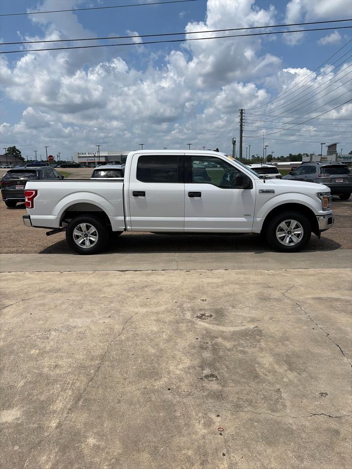 Ford F-150 2WD SuperCrew 139" XLT 2020
