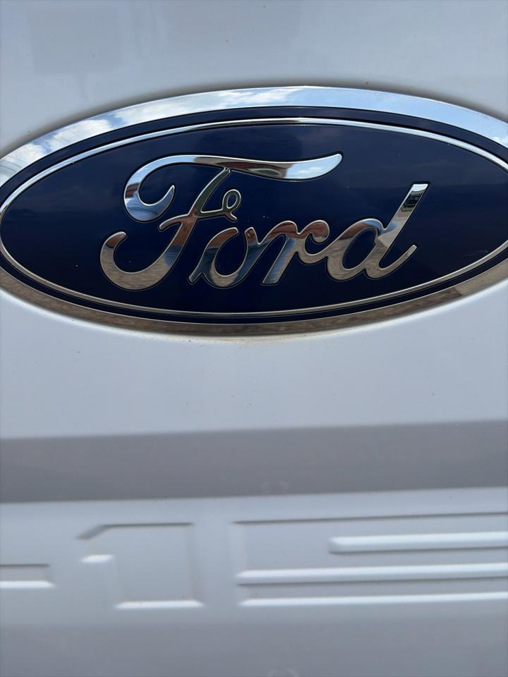 Ford F-150 2WD SuperCrew 139" XLT 2020