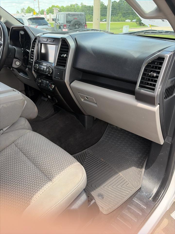 Ford F-150 2WD SuperCrew 139" XLT 2020