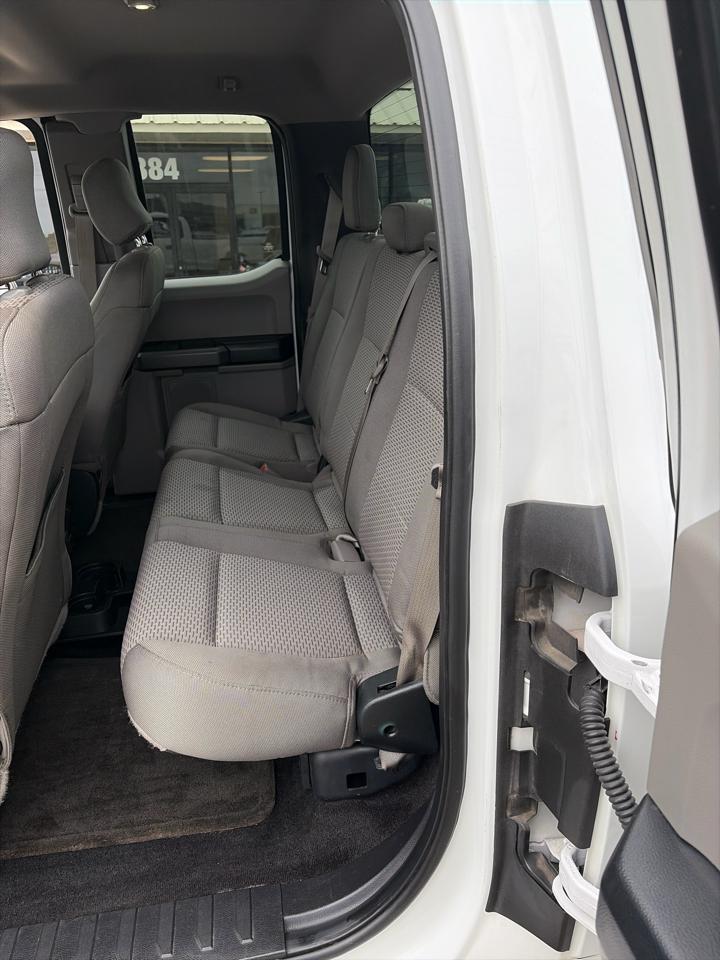 Ford F-150 2WD SuperCab 145" XLT 2015