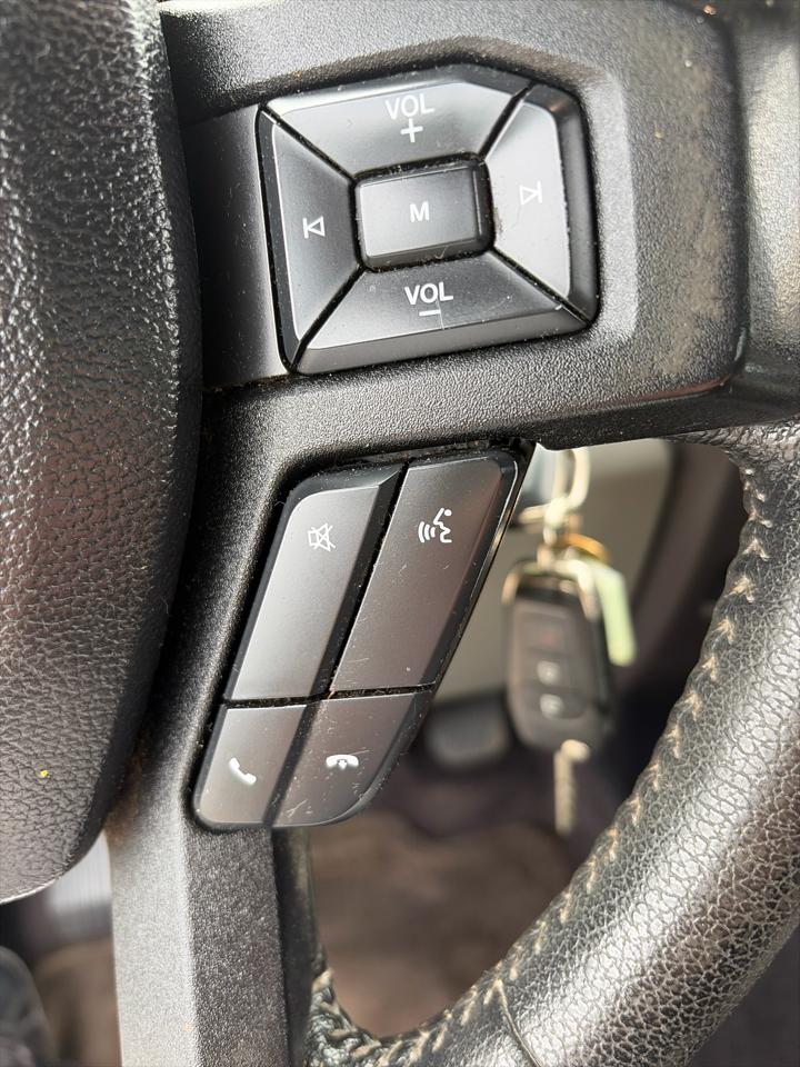 Ford F-150 2WD SuperCab 145" XLT 2015