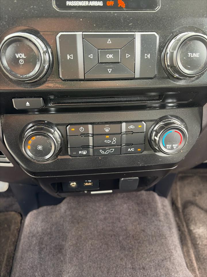 Ford F-150 2WD SuperCab 145" XLT 2015