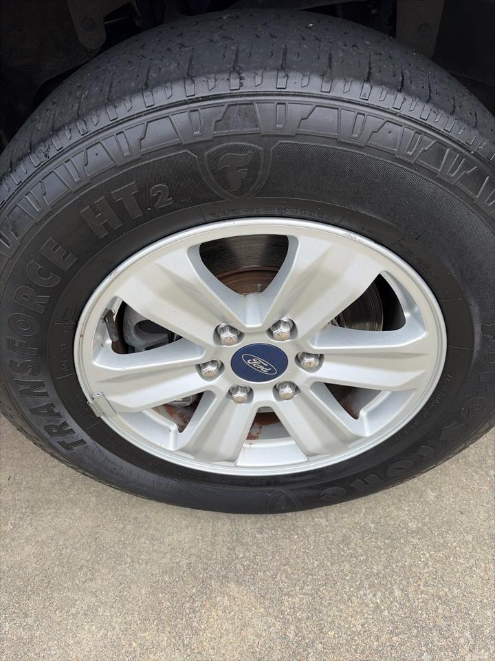 Ford F-150 2WD SuperCab 145" XLT 2015