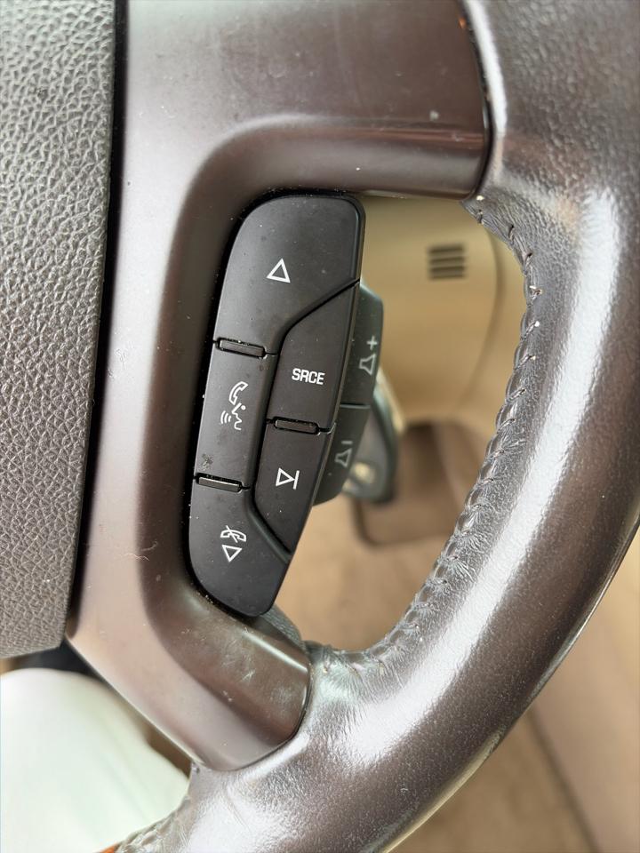 Buick Enclave FWD 4dr Leather 2012