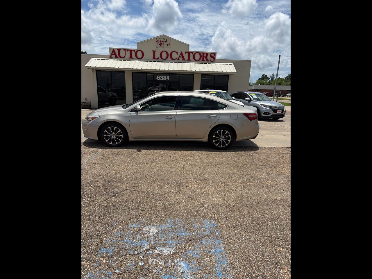 Toyota Avalon XLE Premium (Natl) 2017