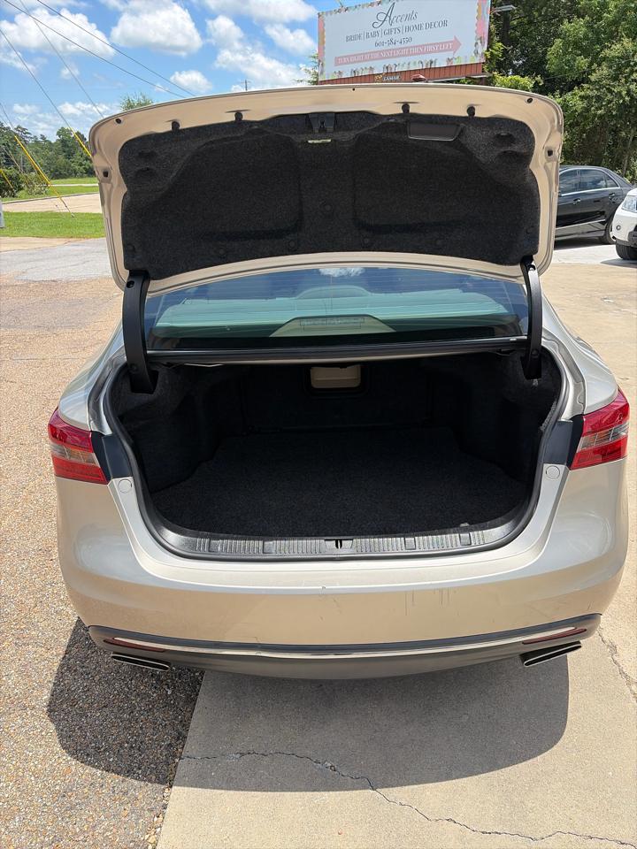 Toyota Avalon XLE Premium (Natl) 2017