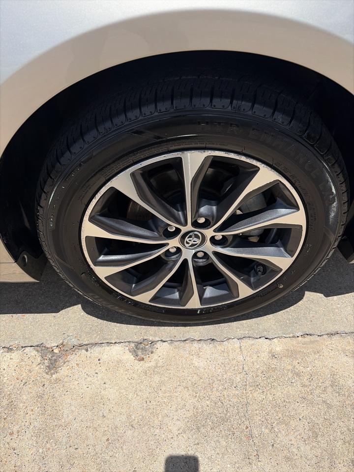 Toyota Avalon XLE Premium (Natl) 2017