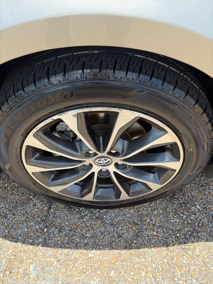 Toyota Avalon XLE Premium (Natl) 2017