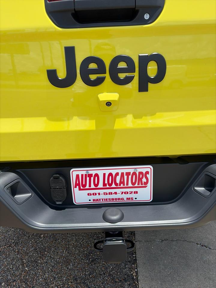 Jeep Gladiator Nighthawk 4x4 2024