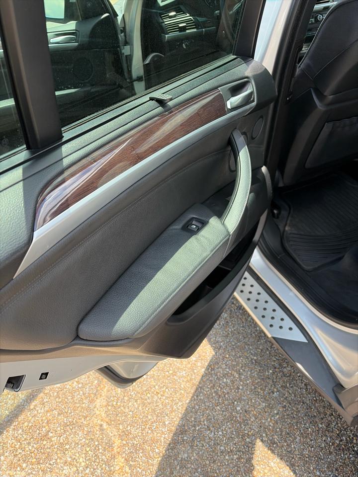 BMW X5 AWD 4dr 4.8i 2008