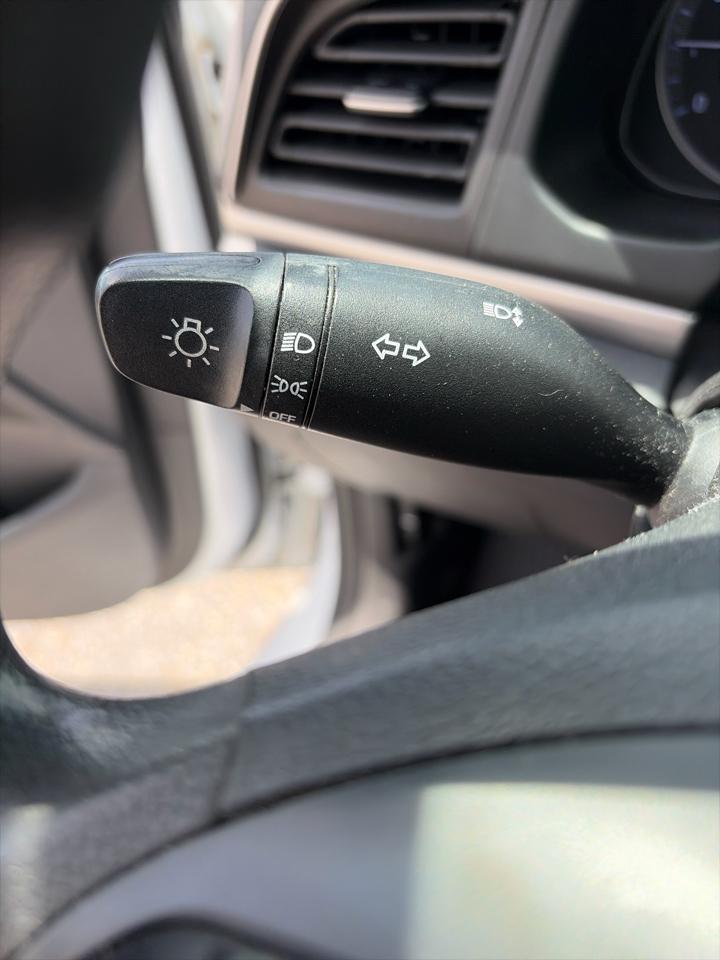 Hyundai Elantra SE Auto 2019