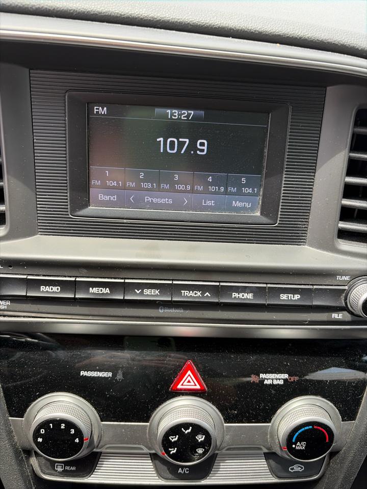 Hyundai Elantra SE Auto 2019