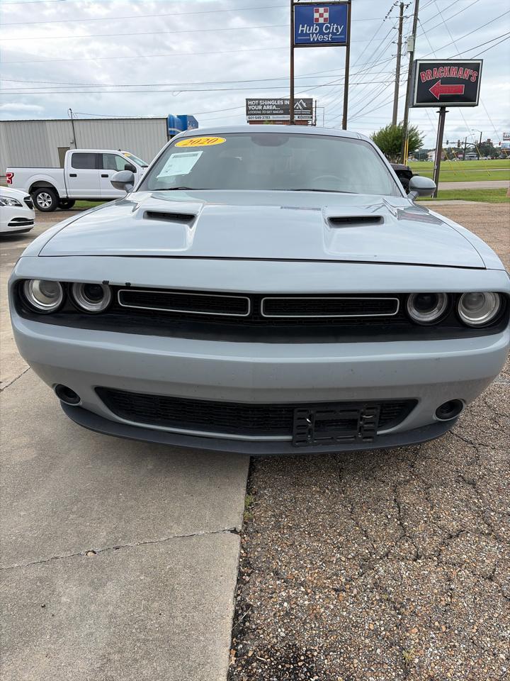 Dodge Challenger SXT RWD 2020