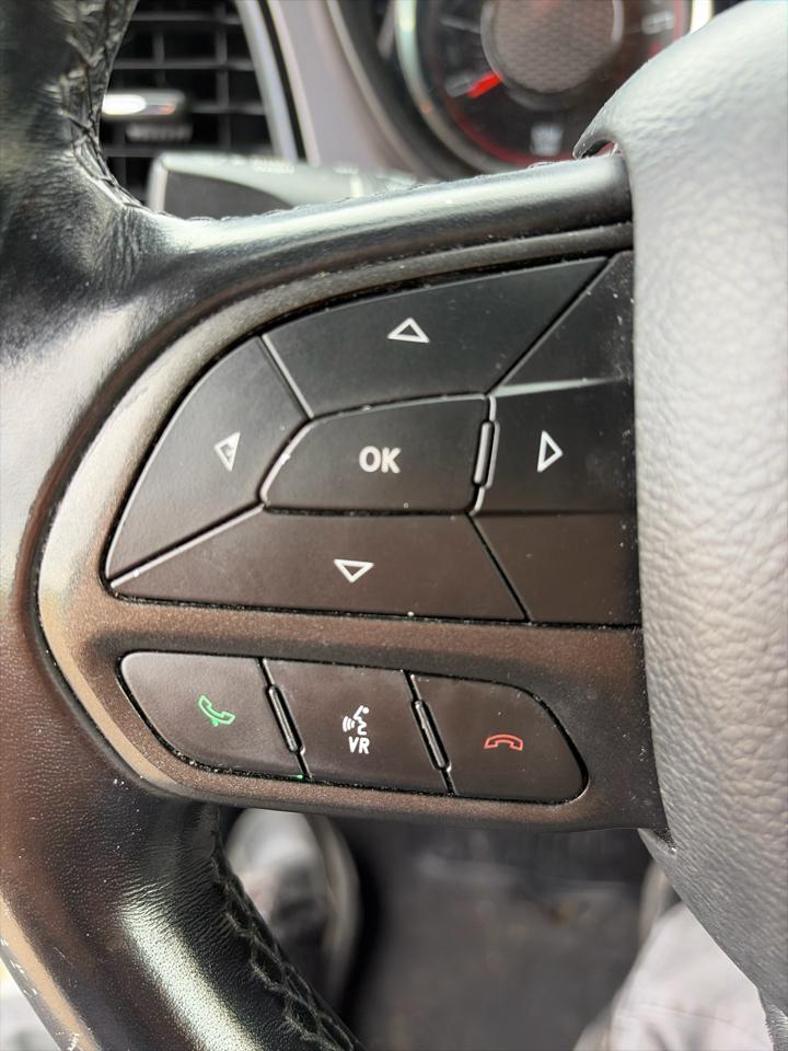 Dodge Challenger SXT RWD 2020