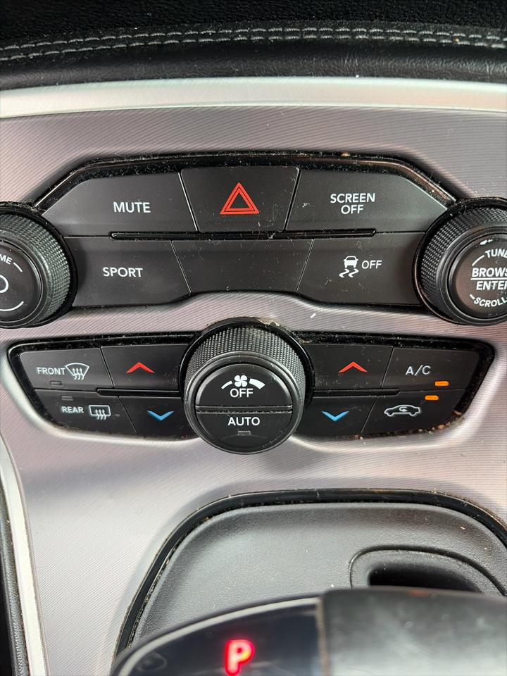 Dodge Challenger SXT RWD 2020