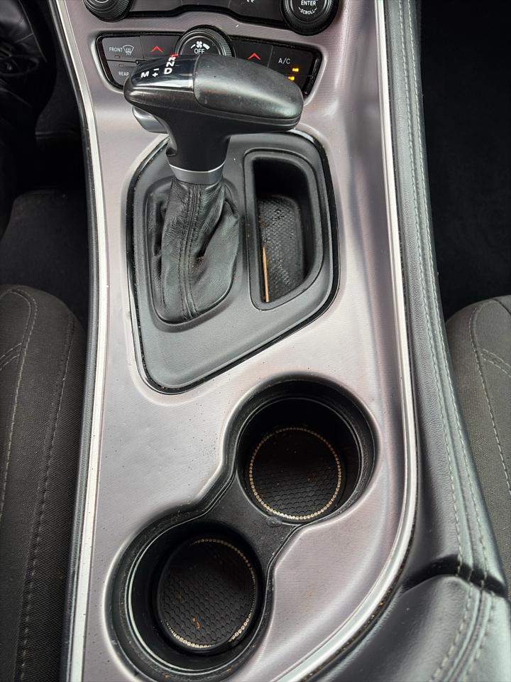 Dodge Challenger SXT RWD 2020