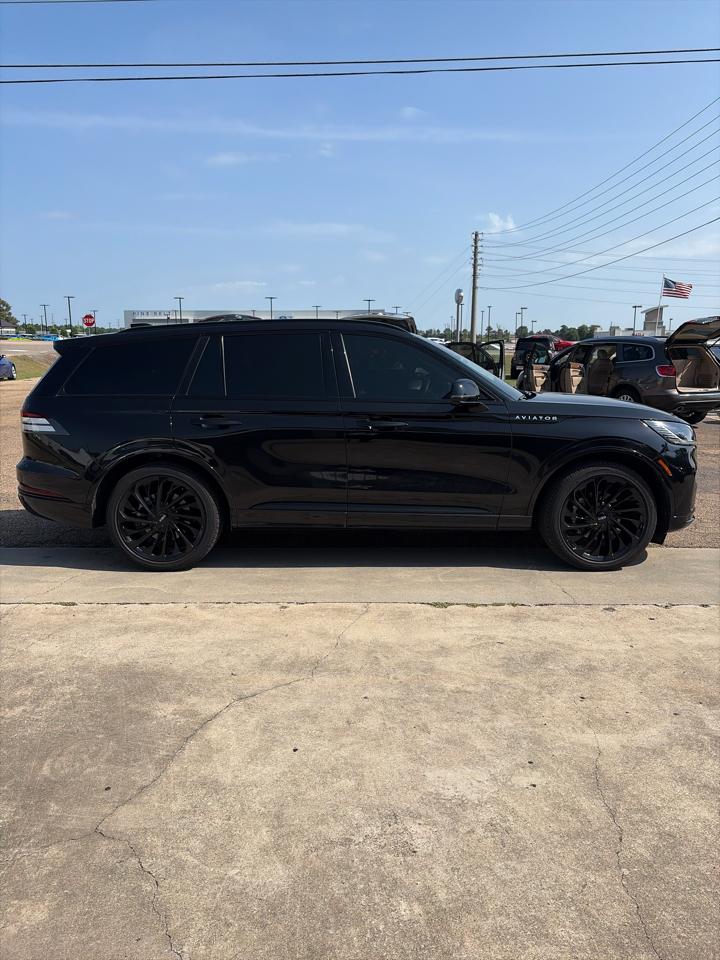 Lincoln Aviator Reserve AWD 2025