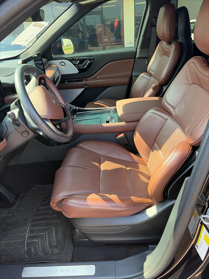 Lincoln Aviator Reserve AWD 2025