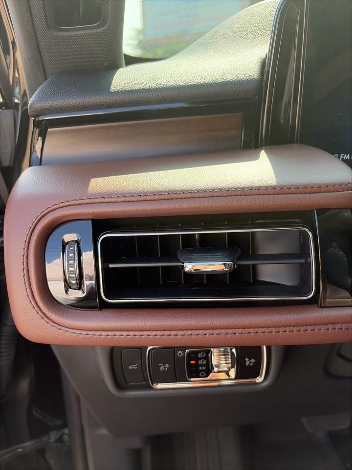 Lincoln Aviator Reserve AWD 2025