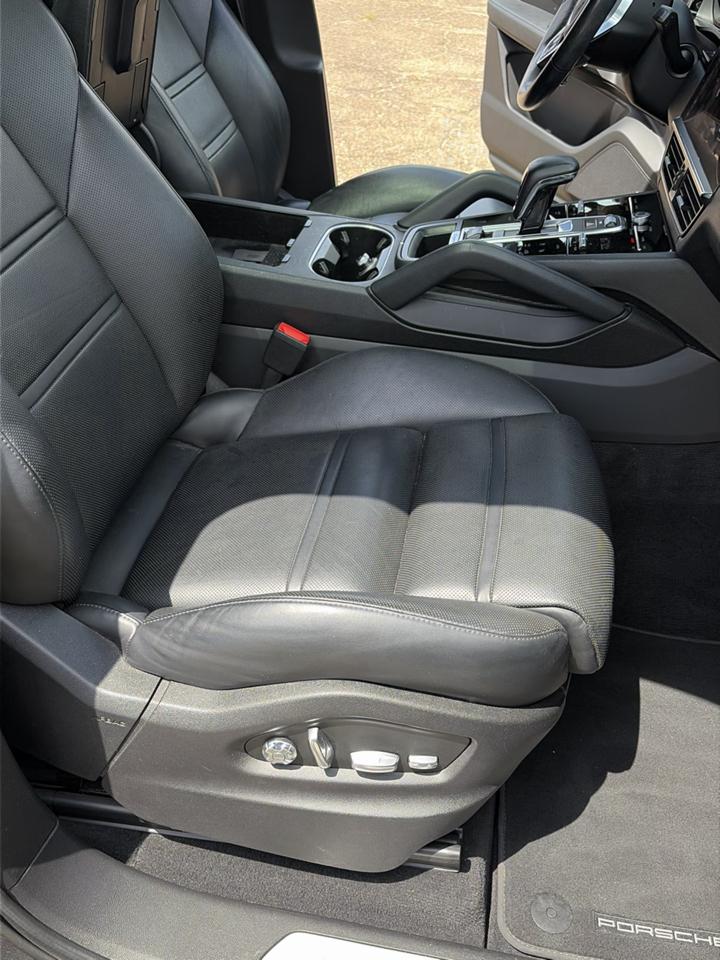 Porsche Cayenne AWD 2021