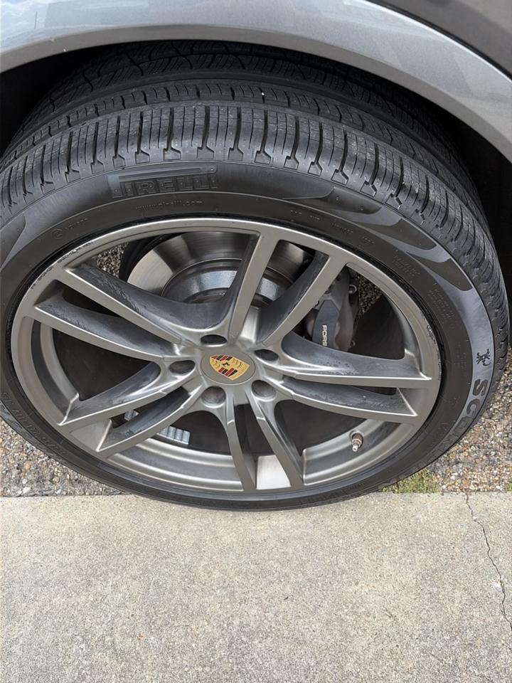 Porsche Cayenne AWD 2021