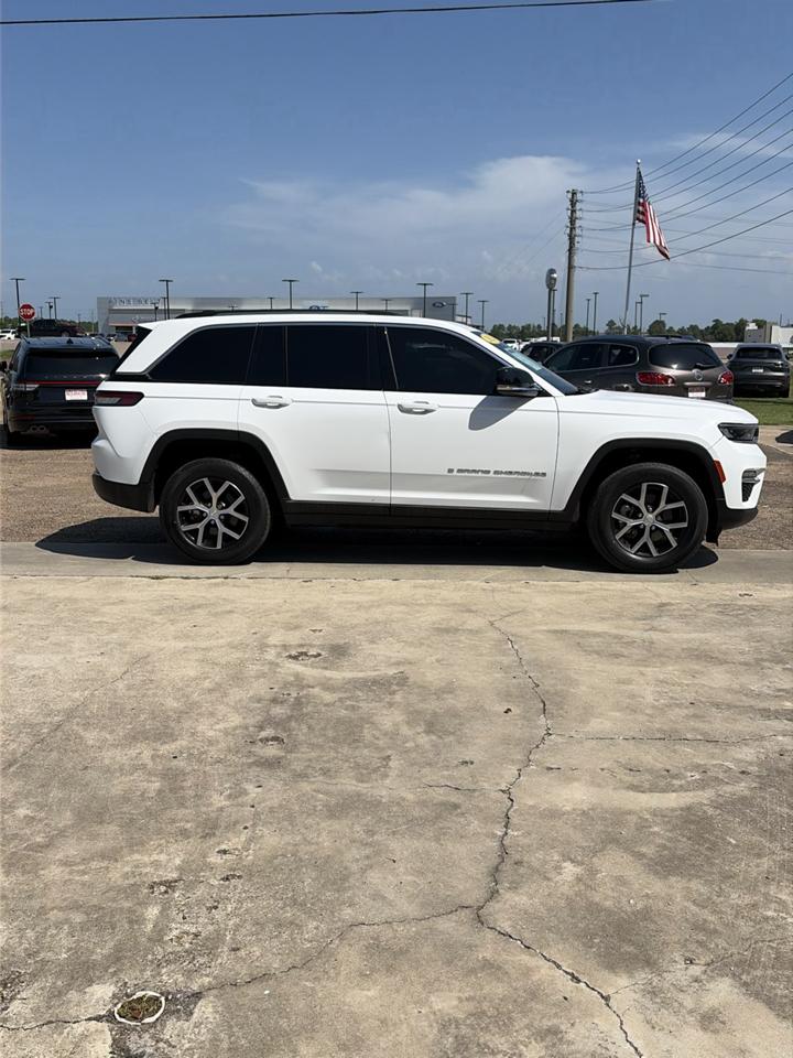 Jeep Grand Cherokee Limited 4x2 2023