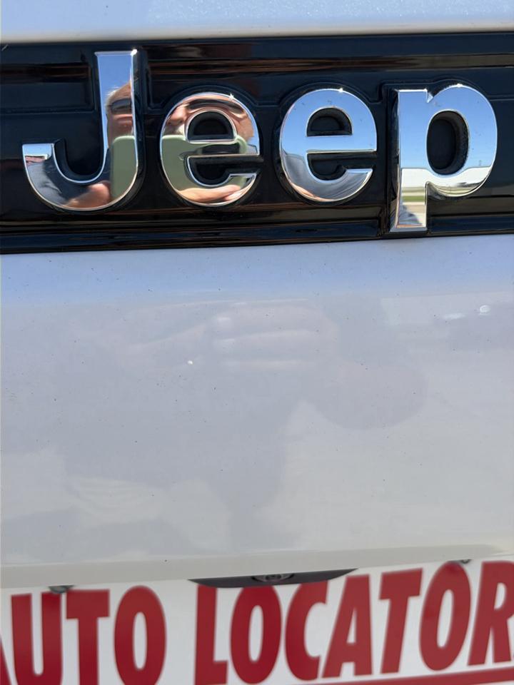 Jeep Grand Cherokee Limited 4x2 2023
