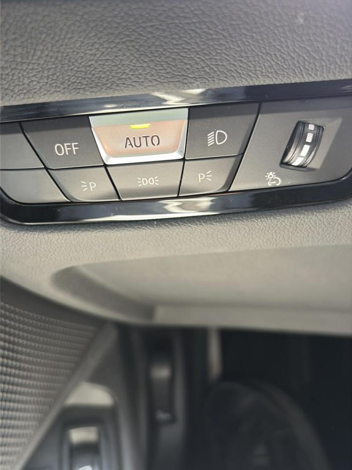 BMW 3 Series 330e xDrive Plug-In Hybrid 2024