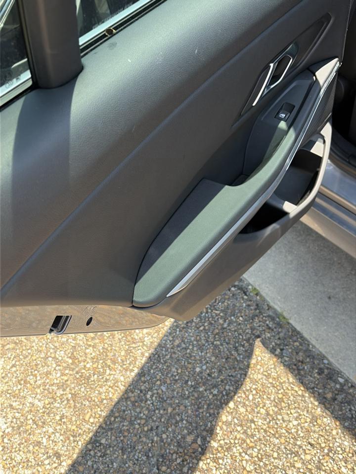 BMW 3 Series 330e xDrive Plug-In Hybrid 2024