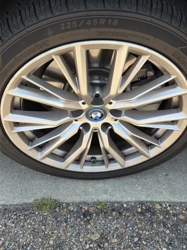 BMW 3 Series 330e xDrive Plug-In Hybrid 2024