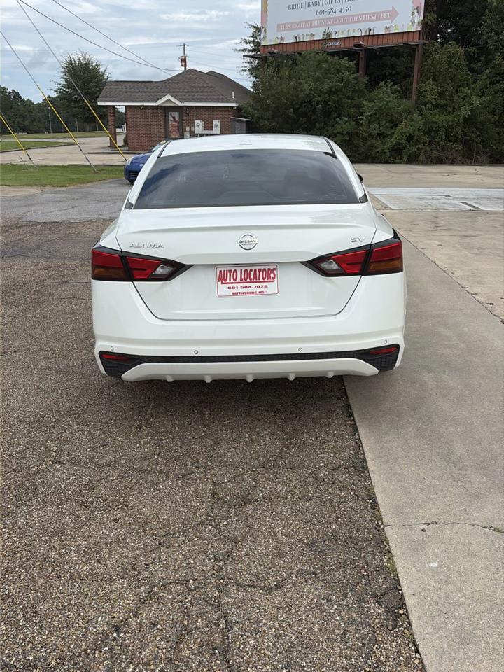 Nissan Altima 2.5 SV Sedan 2021