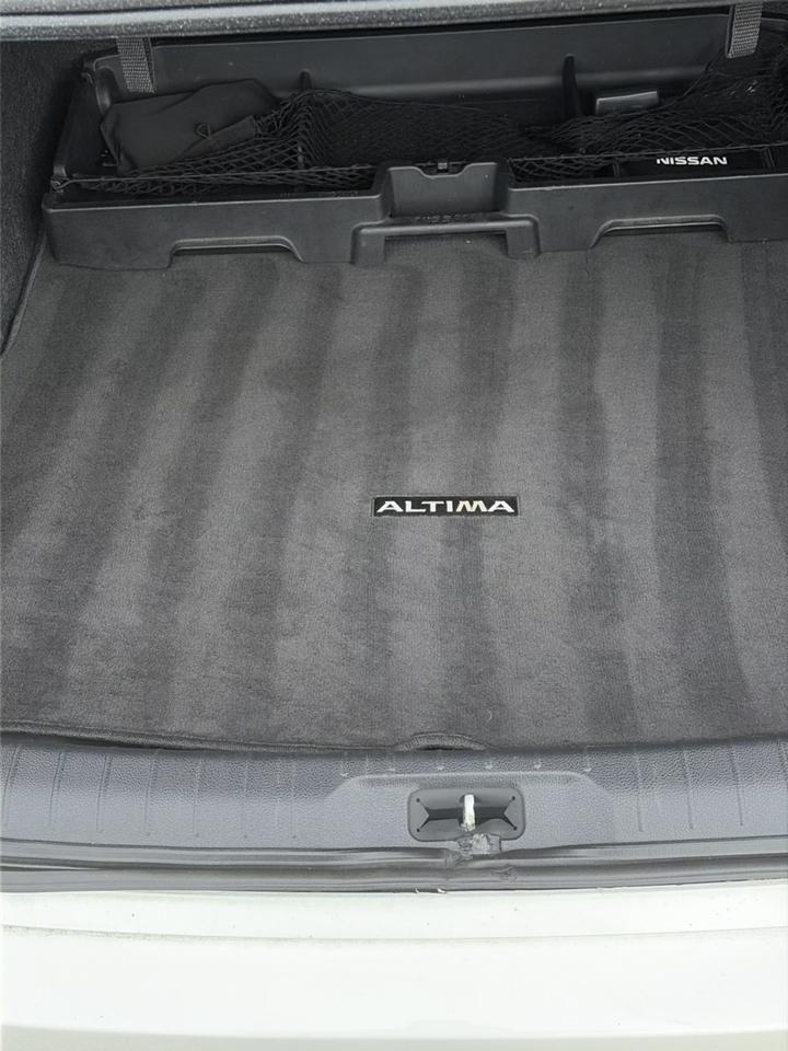 Nissan Altima 2.5 SV Sedan 2021