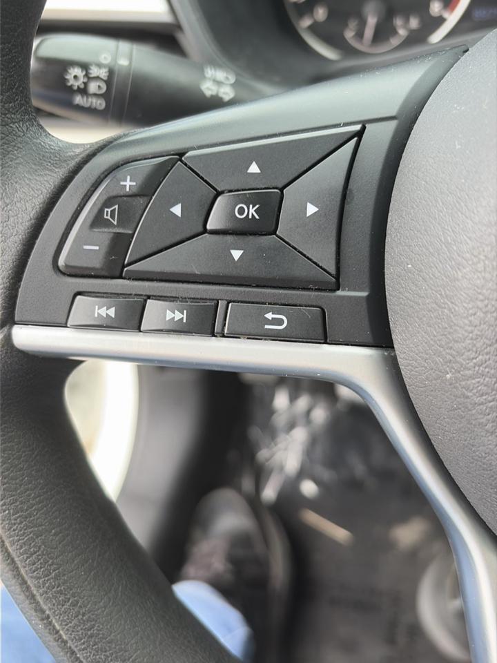 Nissan Altima 2.5 SV Sedan 2021