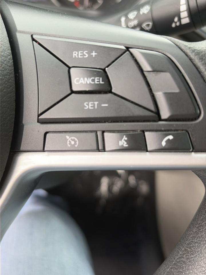 Nissan Altima 2.5 SV Sedan 2021
