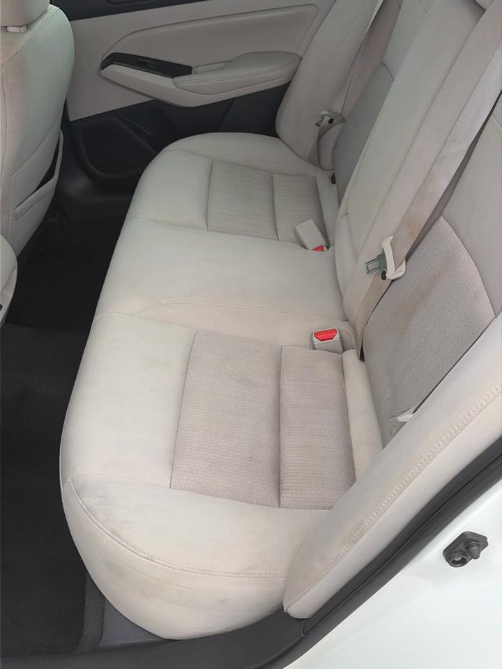 Nissan Altima 2.5 SV Sedan 2021