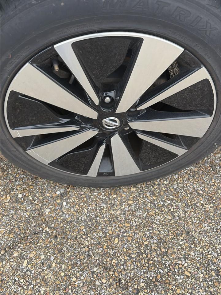Nissan Altima 2.5 SV Sedan 2021