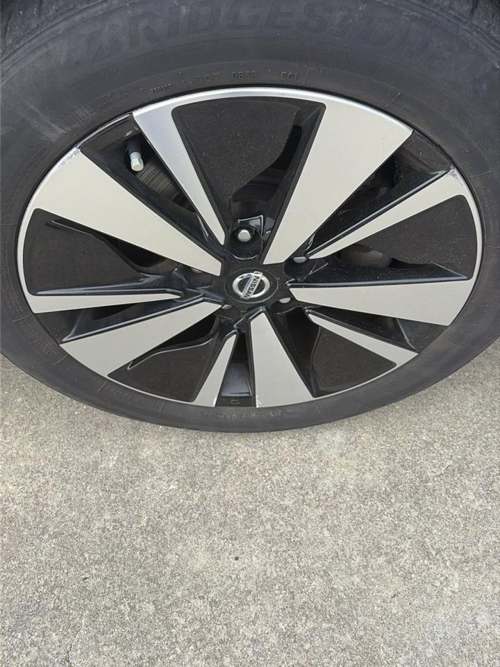 Nissan Altima 2.5 SV Sedan 2021