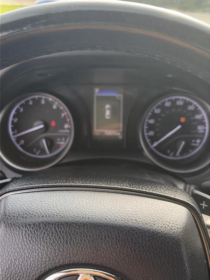 Toyota Camry SE Auto (Natl) 2021