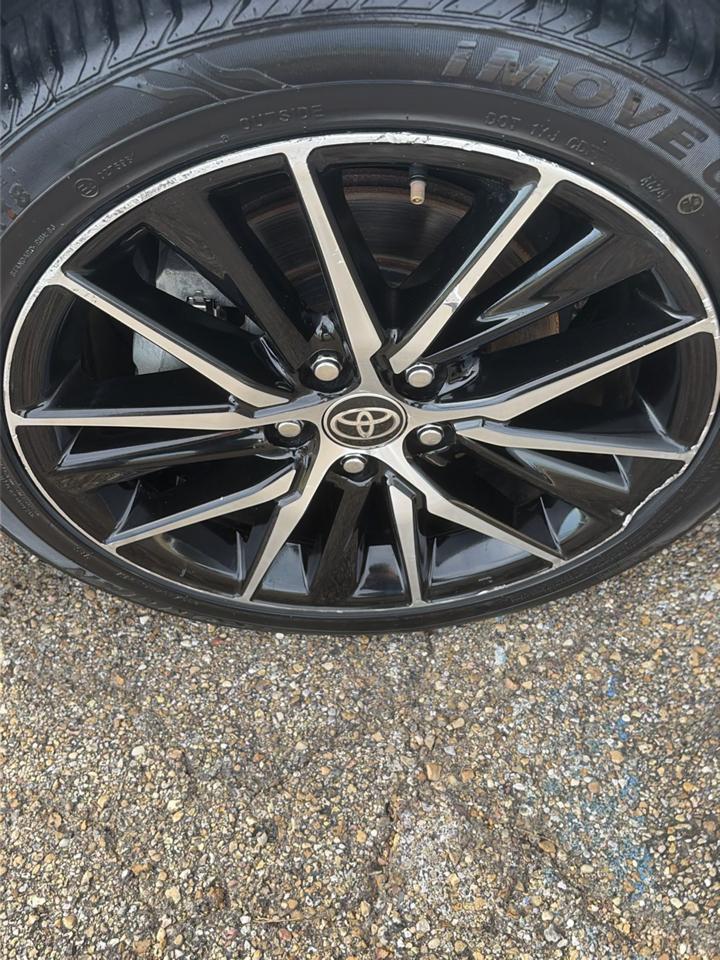 Toyota Camry SE Auto (Natl) 2021