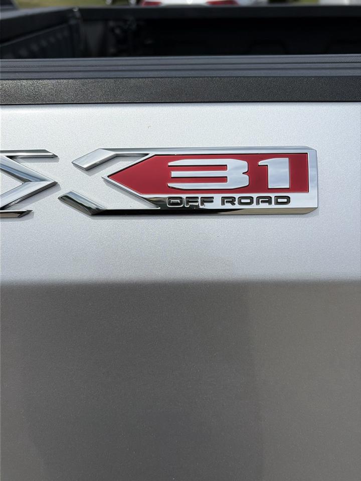 GMC Sierra 1500 4WD Crew Cab 147" SLT 2021