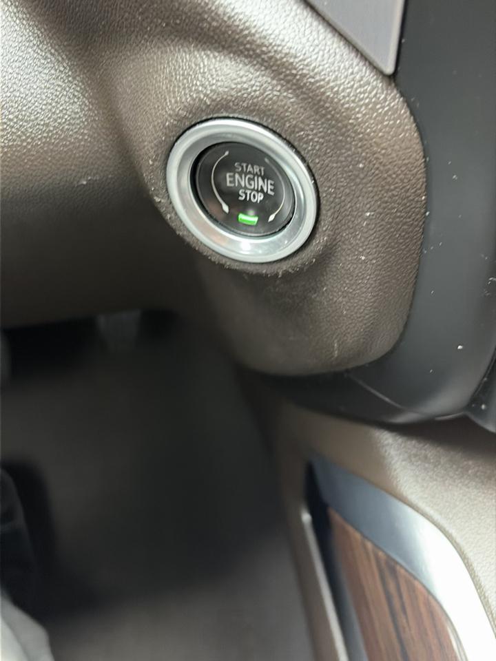 GMC Sierra 1500 4WD Crew Cab 147" SLT 2021