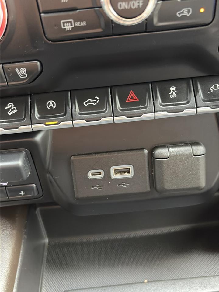 GMC Sierra 1500 4WD Crew Cab 147" SLT 2021