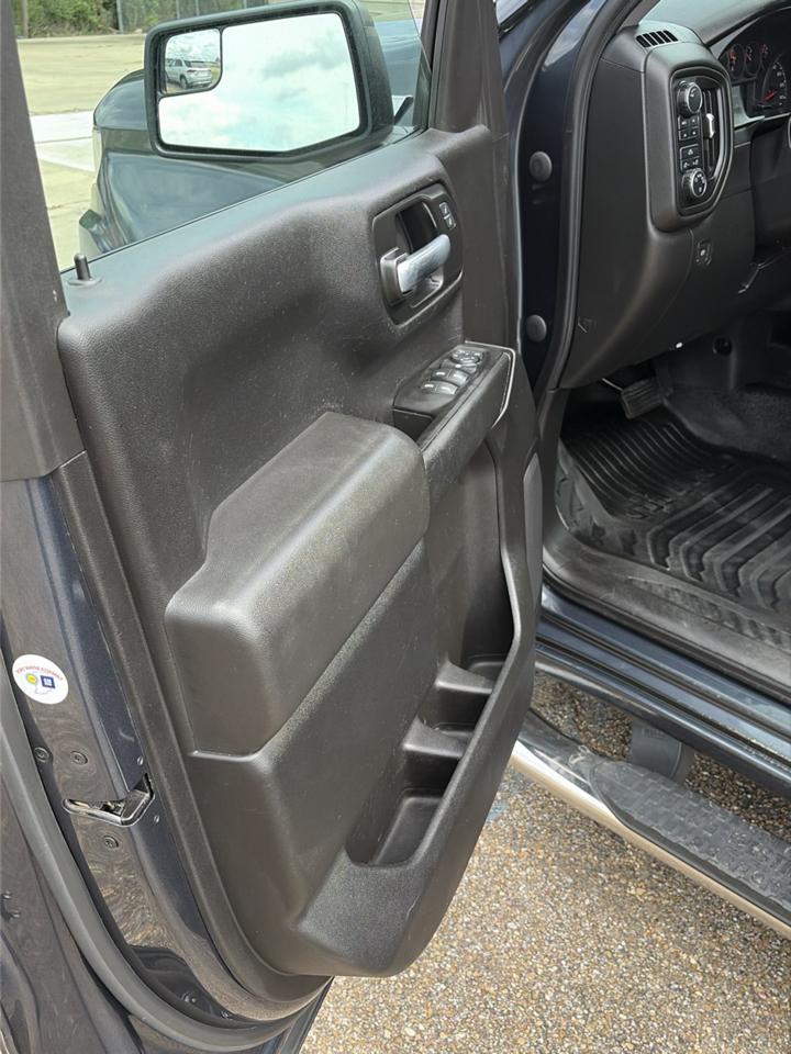 Chevrolet Silverado 1500 4WD Crew Cab 147" Work Truck 2021