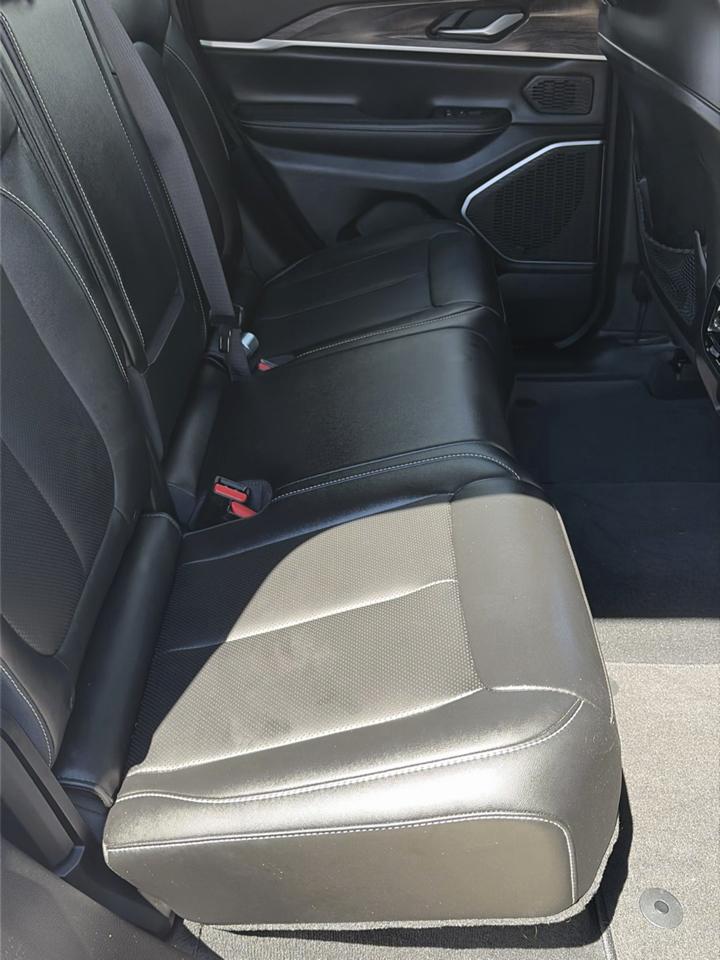 Jeep Grand Cherokee Limited 4x4 2023