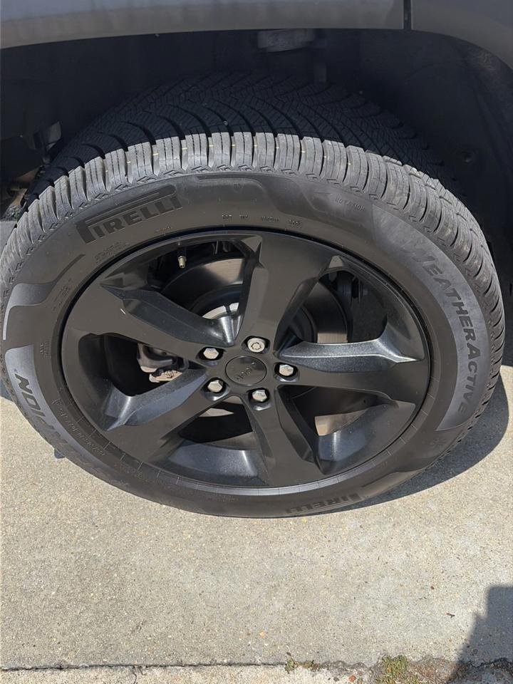 Jeep Grand Cherokee Limited 4x4 2023