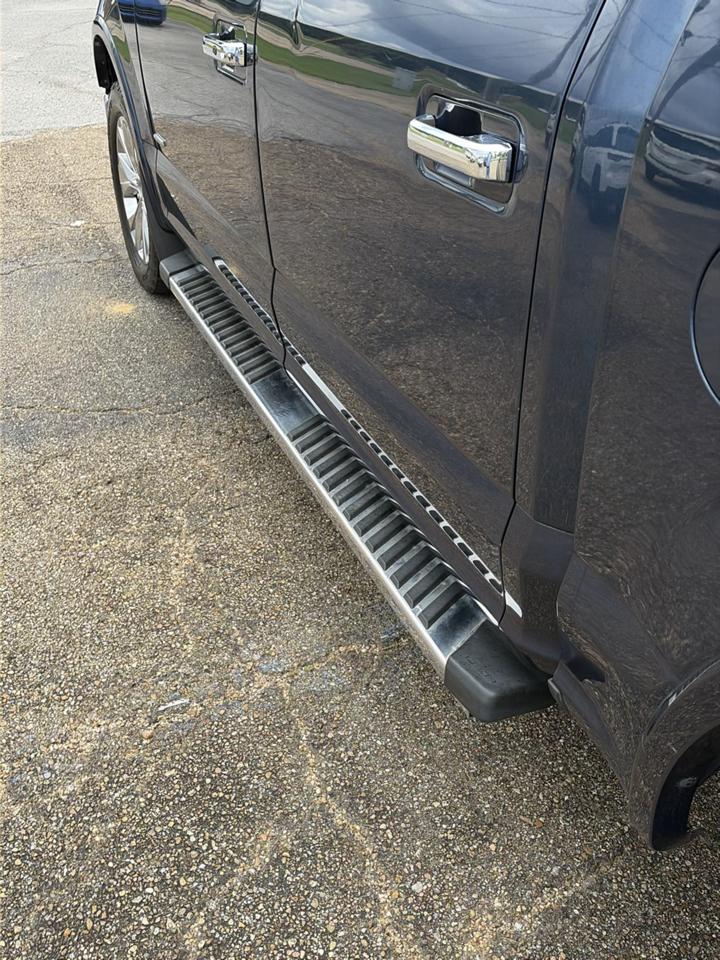 Ford F-150 Lariat 4WD SuperCrew 5.5' Box 2017