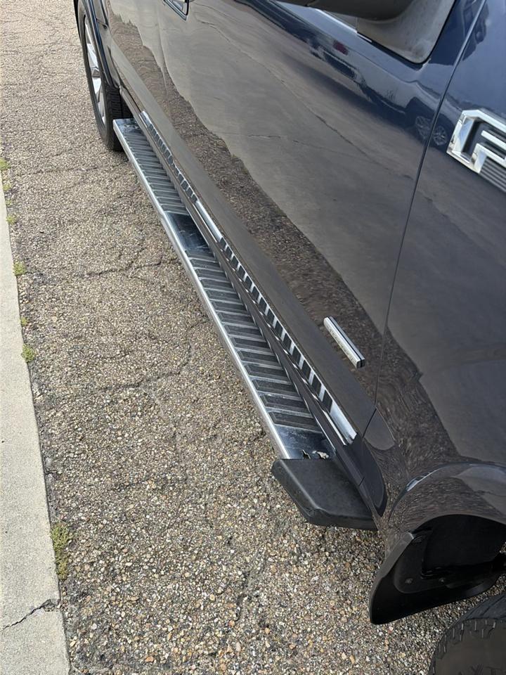 Ford F-150 Lariat 4WD SuperCrew 5.5' Box 2017