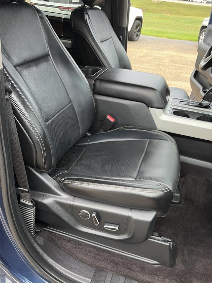 Ford F-150 Lariat 4WD SuperCrew 5.5' Box 2017