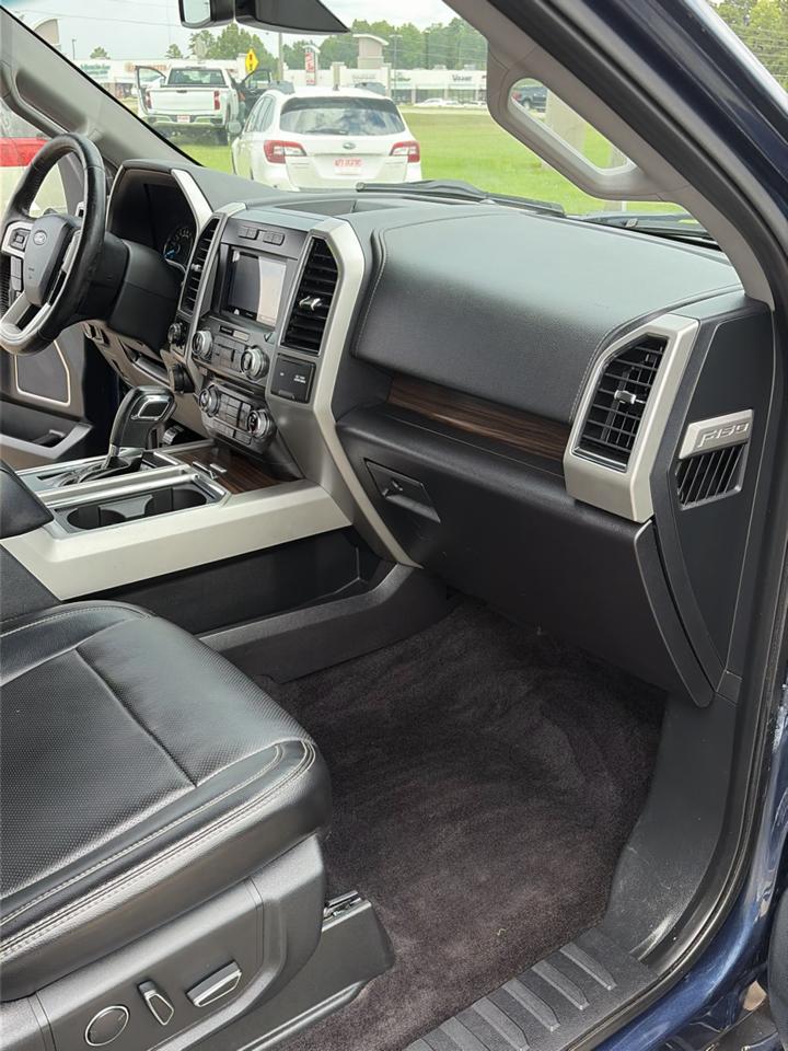 Ford F-150 Lariat 4WD SuperCrew 5.5' Box 2017