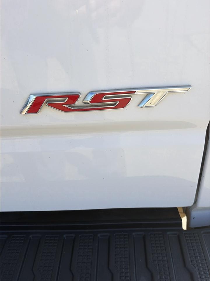 Chevrolet Silverado 1500 4WD Crew Cab 147" RST 2021